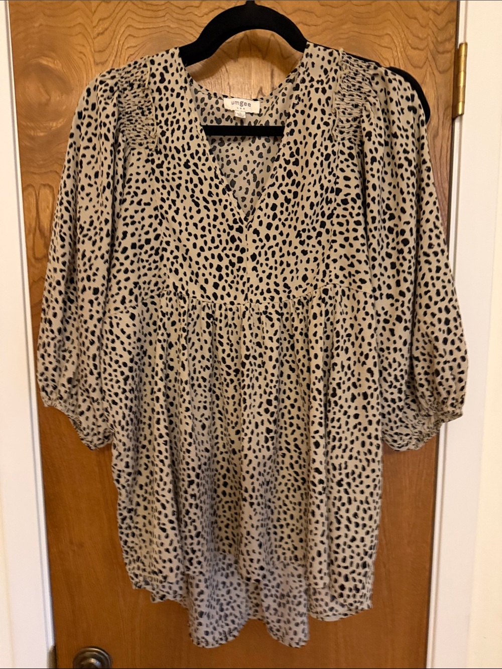 Umgee Beige and Black Spotted V-Neck Tunic